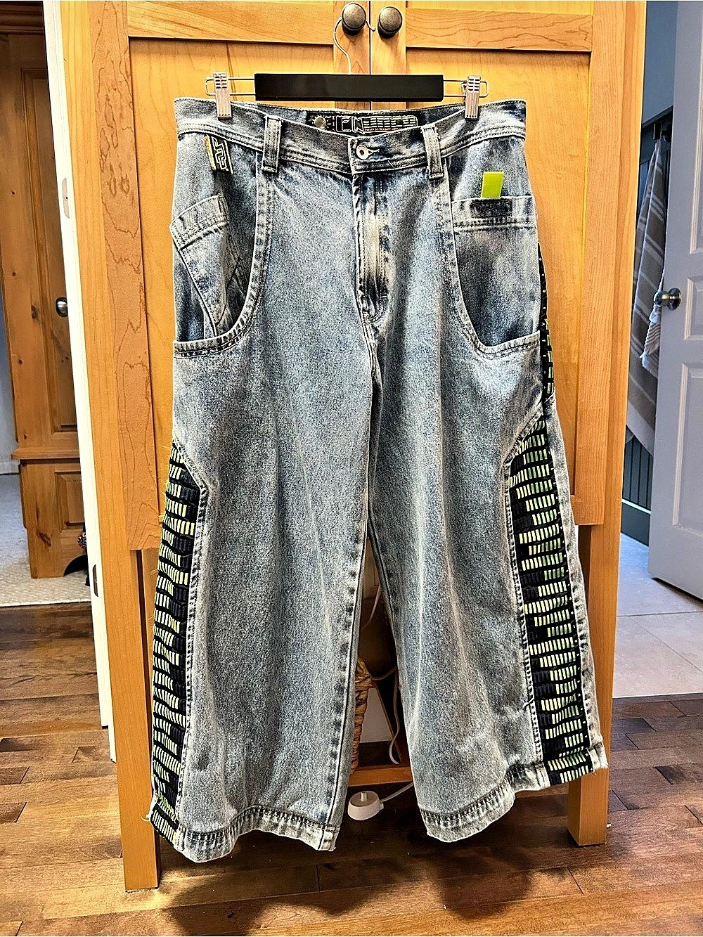 JNCO Equalizer 🐯